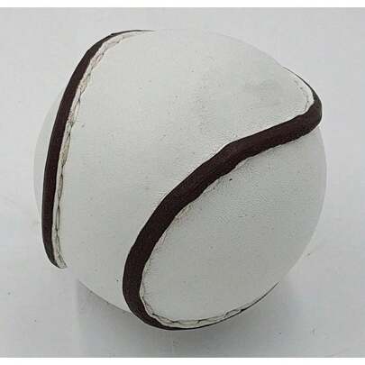NO 4. SLIOTAR - 12 PCS GAA HURLING BALLS - HURL GAELIC SPORTS HURLEY. PU CORE.
