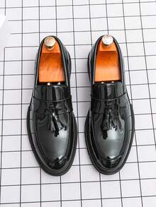 Men's Loafers, Glossy Patent Leather Men's Shoes, Black Mirror Shoes, And Tassel Decorated Office Business Formal Casual Shoes, Suitable For Saturday Banquets, Dances, Parties, Weddings, And Wedding Dresses - 黑色 - 查看 3