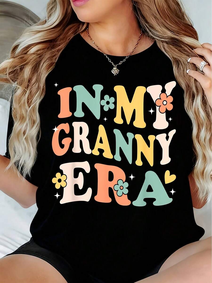 Women's Casual Tshirt In My Granny Era Funny Sarcastic Groovy Retro Mothers Day T-Shirt - Black - View 1