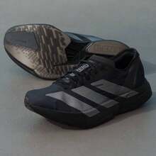 Adidas Adizero Adios Pro 4 Zapatos cómodos, versátiles y ligeros para carreras de larga distancia y sprint, de caña baja y uso casual, para hombres - Negro - Ver 4