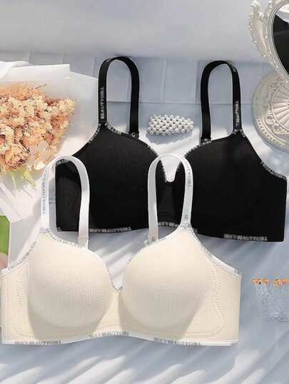 小胸女孩两件式内衣，聚拢设计凸显丰满胸部，无钢圈，侧乳支撑，防下垂，运动风，无缝字母文胸