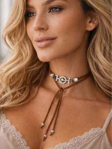 Colar Country Choker Courinho Pingente Cavalo Feminino - Marrom - Visão 5