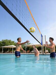 1个耐用结实的超大PE游泳池排球网,尺寸可选10.17英尺/13.45英尺/16.73英尺/20.1英尺/22.64英尺,适用于户外家庭活动、后院和沙滩游戏、沙滩和水上运动娱乐,网体结构稳固,包含排球配件和收纳袋 - 球網 - 查看 5