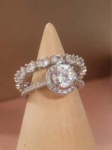 两枚优雅简约圆形立方氧化锆戒指，女士精致订婚/承诺戒指，圣诞礼物，适合各种场合，完美的节日礼物 - 銀色 - 查看 3