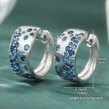 Orecchini a cerchio di lusso alla moda in argento, adatti per le donne, impreziositi da zirconi cubici blu, accessorio affascinante per celebrazioni e feste, anche un ottimo regalo di Natale - Due colori - Visualizzare 6