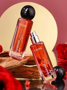 1 Chai 30ml Nước Hoa Tình Yêu Xích Đạo, Xịt Thơm Cao Cấp, Lưu Hương Lâu Dài, Hương Thơm Phòng. Hương thơm nồng nàn, quyến rũ khiến bạn cảm thấy như đang đắm chìm trong một cuộc tình lãng mạn say đắm. Đây là một loại nước hoa dành cho nữ, một mùi hương độc đáo với mức giá phải chăng hơn so với các thương hiệu lớn. Rất thích hợp để sử dụng trong kỳ nghỉ, phù hợp với nhiều hoàn cảnh khác nhau và là lựa chọn lý tưởng cho sử dụng hàng ngày. Đây là vật dụng thiết yếu cho những buổi hẹn hò của phụ nữ và cũng là một món quà tuyệt vời. - 30ml - Xem 6