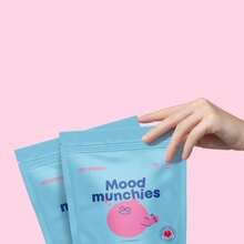 Bestseller! Saffron Gummies Plant-Based Formula For Daily Wellness Mood Munchies With Saffron & Passion Flower For  Sugar-Free Gluten-Free Made In USA Oil.Supplement Vitamin,Free Shipping. - Bộ 2 cái - Xem 8