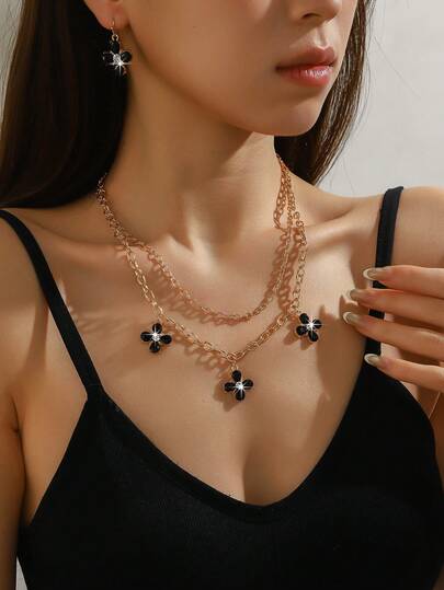 Elegant Floral Pendant Necklace And Earrings Jewelry Set