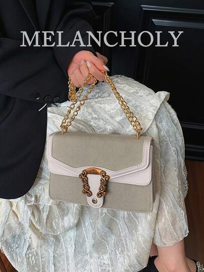 Bolso cuadrado pequeño de mujer con decoración de cadena de hebilla diagonal de hombro/axila, diseño de nicho de moda, nueva llegada de otoño/invierno