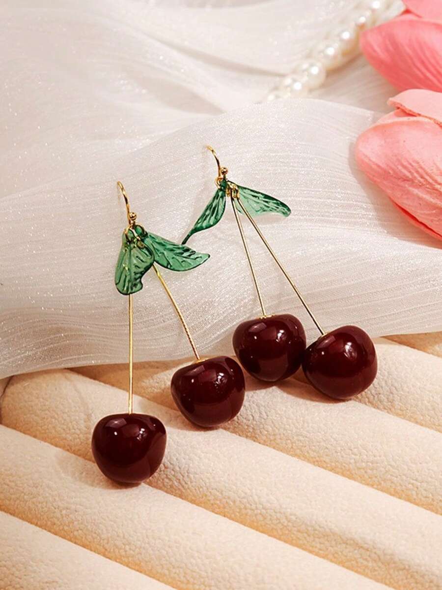 1 par de pendientes colgantes de cereza con hojas verdes, pendientes de resina con diseño de frutas lindos y de dibujos animados para estudiantes - cereza - Ver 1
