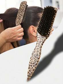 1pc Men's Beard Brush, Wide Inverted Triangle Comb, Vintage Fluffy Hairstyle Brush, Beard Brush, Smooth Ponytail Bun Comb, Tames Frizzy Hair, Can Be Used For Parting And Edging - Leopard Print Comb - View 2