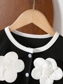 Bộ 2 món cho bé gái, gồm áo tank top không tay in 3D hoa trà và chân váy xếp ly tối giản, thích hợp mặc ngoài trời và thường ngày, mùa hè. - Nhiều màu - Xem 5