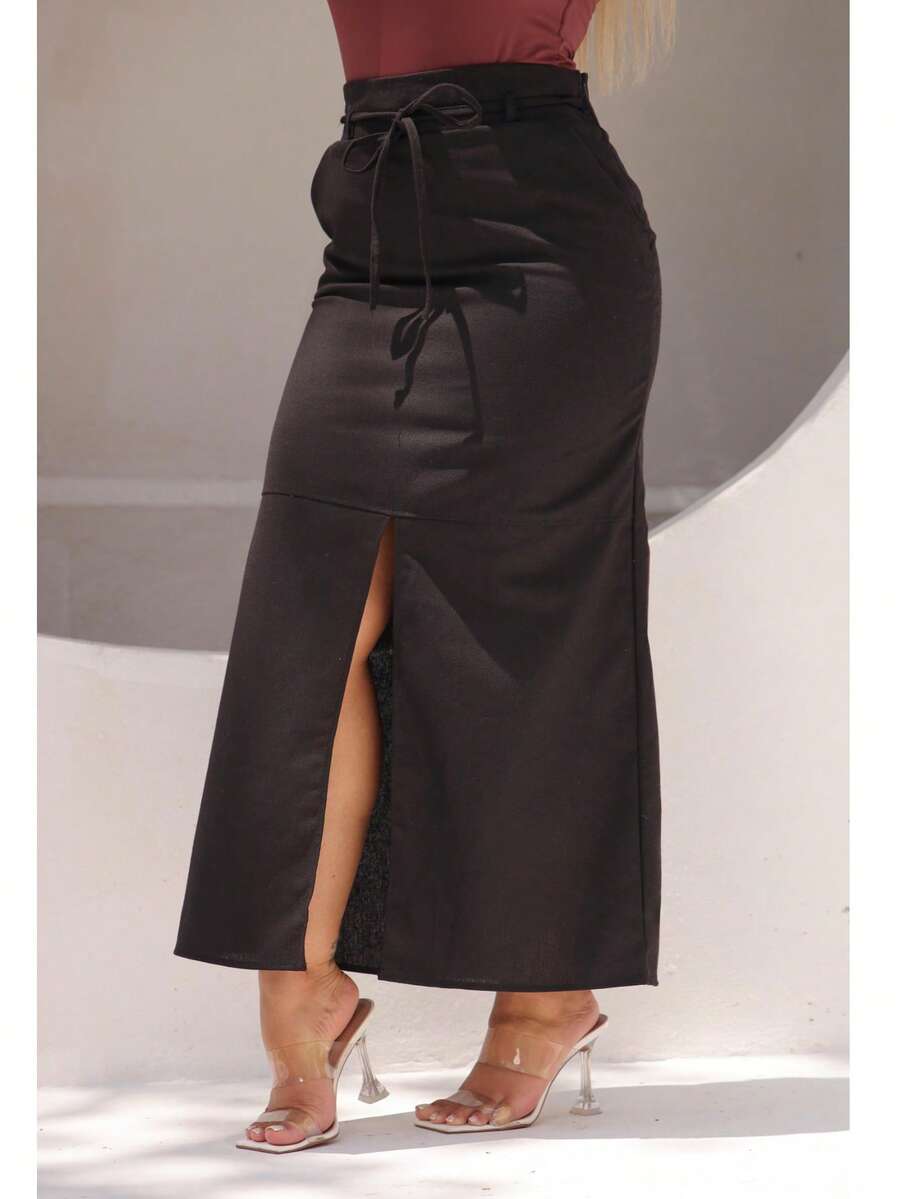 Saia Midi Feminina evângelica SUZY TECIDO LINHO PREMIUM Cintura Alta com Fenda Frontal Elegante e Confortável - Preto - Visão 1