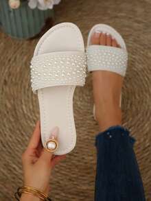 Plus Size 41 Beige Women's Slippers, Round Toe Flat Sandals For Spring/Summer, Suitable For Dresses To Make Legs Look Longer, Fashion Rhinestone Strap Slides, Beautiful Girl Summer Beach Shoes, Non-Slip Home Slippers, Lovely Girl Plastic Slippers Size 43 - Beige - View 1