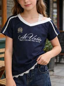1pc Girls Sweet & Spicy Lace V-Neck Asymmetrical Hem Fitted Short Sleeve T-Shirt With Badge & Letter Print, Summer - Blue - View 7