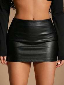 UREREM Saia Ajustada com Zíper em Couro Preto Feminina, Sexy e Versátil para a Primavera - Preto - Visão 4