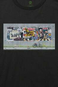 The Beatles Anthology Tee - Black - View 4