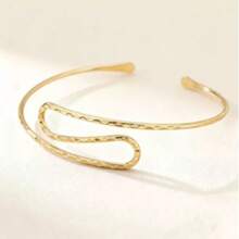 波浪形金属纹理压花几何S形扭纹手镯 - 手臂環 - 查看 4