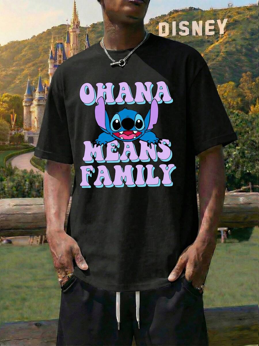 This 2-Piece Men's Black Crew Neck Short-Sleeved T-Shirt And Drawstring Shorts Set Features The Disney "OHANA Means Family" Lettering And Stitch From Lilo & Stitch. This Breathable And Comfortable Summer Casual Set Makes A Great Gift For Men. - Đen + Đen - Xem 1