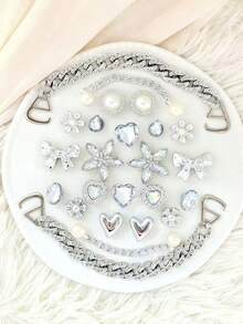 22pcs Silver-White Flower & Heart Shaped Hole Shoe Charms, Rhinestone + Pearl Material, Luxurious Sweet Style, Suitable For Hole Shoes - Silver-white Flower Chain Set - View 5