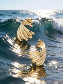1 Pair Bohemian Style Metal Geometric Wave Shaped Stud Earrings, Versatile For Daily, Beach, Holiday Wear, Jewelry Gift - Yellow Gold - View 3