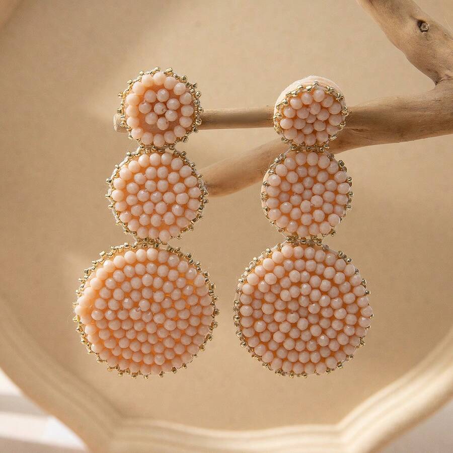 A Pair Of Bohemian-Style Multi-Layered Ear Studs Made Of Beads, Suitable For Ladies To Wear During Beach Vacations And Music Festivals. - Multicolor - View 1