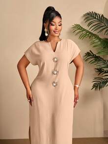 BIUBIU Đầm dài cỡ lớn màu be có cúc trang trí - Cổ chữ V, tay ngắn, thắt eo, xẻ tà sau, thích hợp cho kỳ nghỉ hè và mặc thường ngày thanh lịch. - kaki nhẹ - Xem 7