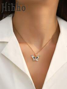 1pc Butterfly Wing Gradient Zirconia Pendant Necklace, Blue & Pink Ombre Zirconia + Full Zirconia Edged Butterfly Wings, Romantic Gift For Girlfriend/Best Friend - Butterfly - View 3