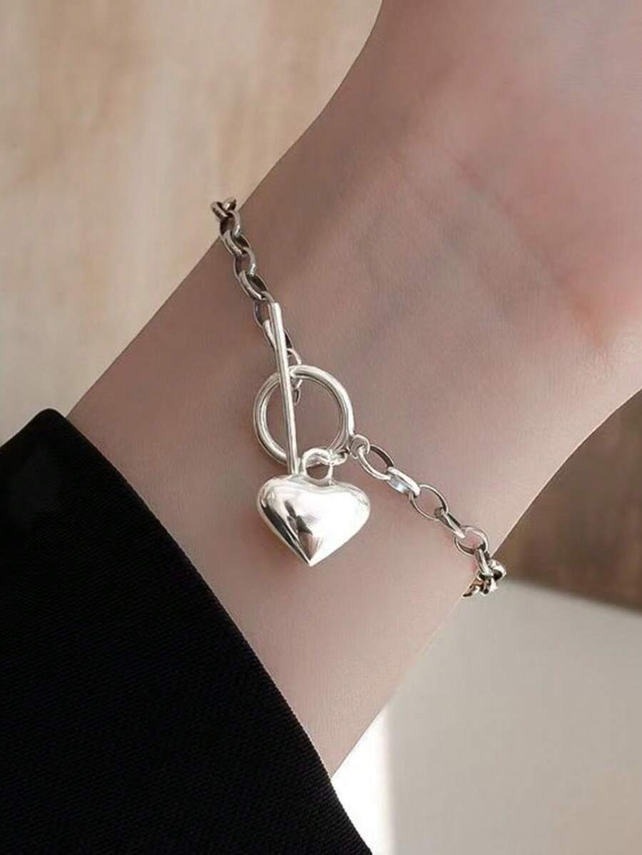 OT Clasp Heart Design Bracelet, Minimalist Elegant Accessory - Silver - View 1