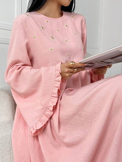 Women's Daisy Embroidered Loose Fit Round Neck Long Sleeve Dress