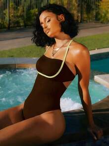 Khaki Contrast Color Hollow Out One-Piece Swimsuit, Halter Neck Design + Cutout Waist, Exudes Elegant Vibe, Easy To Create Sexy Vacation Look - Coffee Brown - View 9