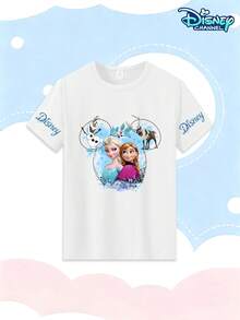 This Disney Frozen Collaboration Short-Sleeved T-Shirt For Girls Aged 4-12 Features Mickey Mouse Ears On The Front, With An Inner Print Of Elsa, Anna, Olaf, And Sven. The Sleeves Are Adorned With The Disney Logo. It Can Be Easily Paired With Various Clothing Items Such As Jeans, Denim Skirts, Sweatpants, Overalls, Pleated Skirts, Princess Dresses, Floral Skirts, And Wide-Leg Pants. Perfect For Various Occasions Including School, Amusement Park Visits, Fairytale-Themed Parties, Family Picnics, Parent-Child Activities, Outings With Friends, Daily Commutes, And Disney Travel Outfits. The Matching Design For Best Friends And Families Combines A Dreamy And Atmospheric Feel, Satisfying Girls' Love For Fairytale Characters While Also Meeting Everyday Wear Needs. It's A Practical And Eye-Catching Children's Top For Spring And Summer. - 白色 - 查看 2