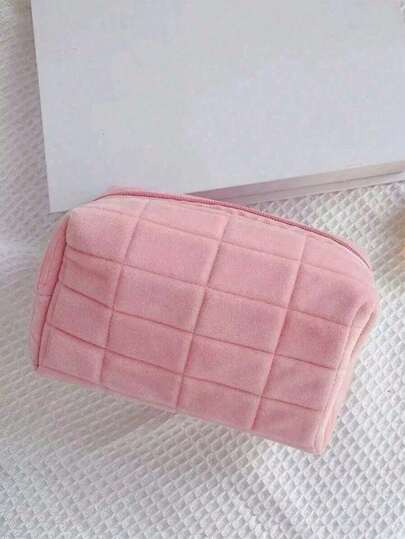 1pc White Floral Plaid Quilted Cosmetic Bag, Fashion Casual Style, Large Capacity Multi-Functional Makeup Pouch For Lipstick, Sanitary Napkin, Coins, Keys, Earphones, Charging Cables And Other Small Items