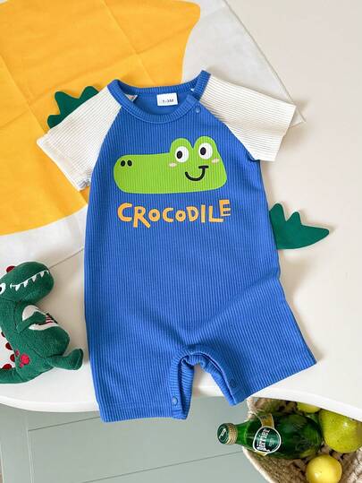 时尚男婴服装，婴儿圆领鳄鱼纹宽松短袖时尚设计男婴连体衣