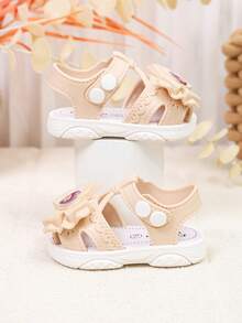 1双米色春夏新款婴儿凉鞋，蝴蝶结爱心时尚闭趾凉鞋，男女童软底舒适魔术贴沙滩拖鞋，适合室内外穿着 - 米色 - 查看 7