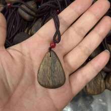 手工沉香水滴吊坠项链，创意DIY新年项链配饰 - 适合作为各种节日礼物 - 紫紅色 - 查看 5