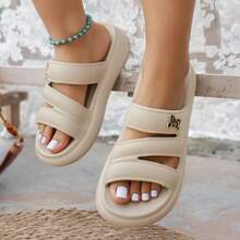 ASOFTER Fashionable Minimalist Cross Strap Thick Sole Sandals, Khaki Color Minimalist Letter Decor Outdoor Slippers, Suitable For Beach Vacation, Commuting And Multiple Occasions - Khaki - View 3