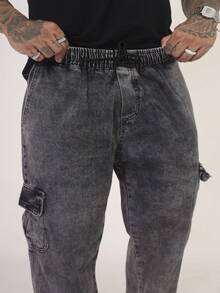 Calça Cargo Masculina Jeans, Modelagem Oversized Confortável Casual com 6 bolsos Estilo Skate - Preto Marmorizada - Visão 4