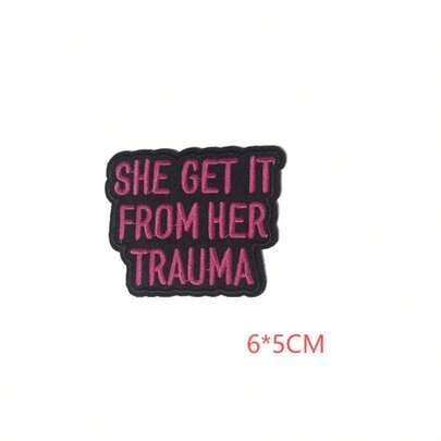 טלאי גיהוץ רקום בצבע פוקסיה מצחיק עם אותיות באנגלית, מתאים לבגדים ואביזרים DIY - כובעים, ג'ינסים, שמלות וכו'. עם עיצוב ייחודי, אפליקציה רקומה מצוירת חמודה