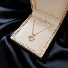 Non-Fading Gold Circular Pendant Necklace, Versatile Commuting Elegant Necklace - Multicolor - View 2