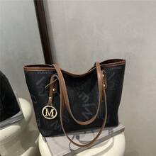 Fashionally Sophisticated, Exquisite And Simple Retro Style Daily Crossbody Bag, 2026 New Model, Simple Women's Bag - Black - View 13