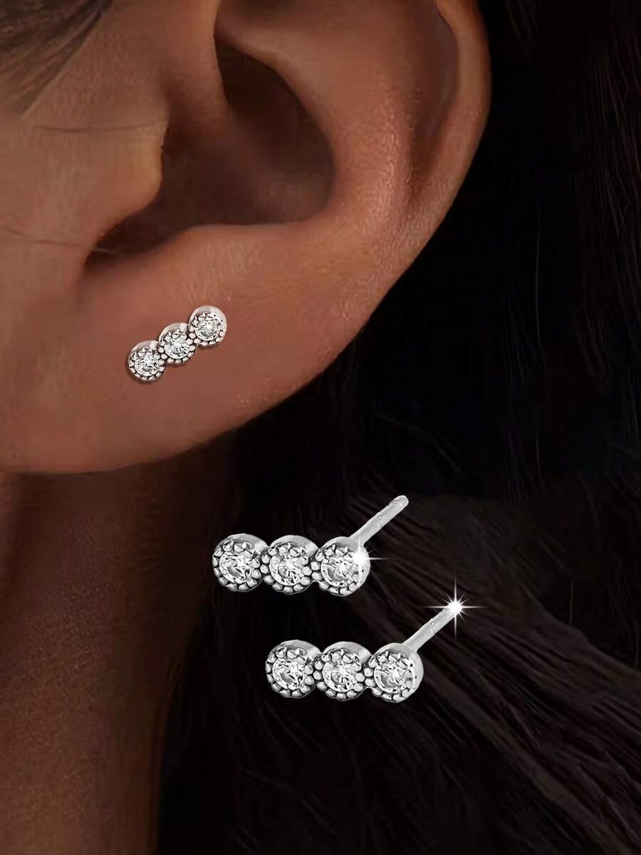 1 Pair S925 Sterling Silver Minimalist Three-Diamond Stud Earrings, Women's Tiny Sparkling Fresh Sweet Elegant Earrings, Exquisite Holiday Gift - Round - View 1