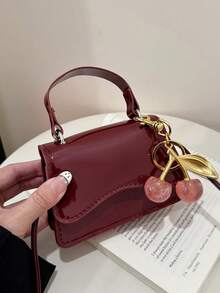 时尚纯色极简迷你手提包，女士斜挎包，适合购物、装钱包，适合年轻女士、大学生、上班族使用。是办公室、学校、工作、商务、通勤、户外活动、旅行和徒步的理想之选。 - 酒紅色 - 查看 8