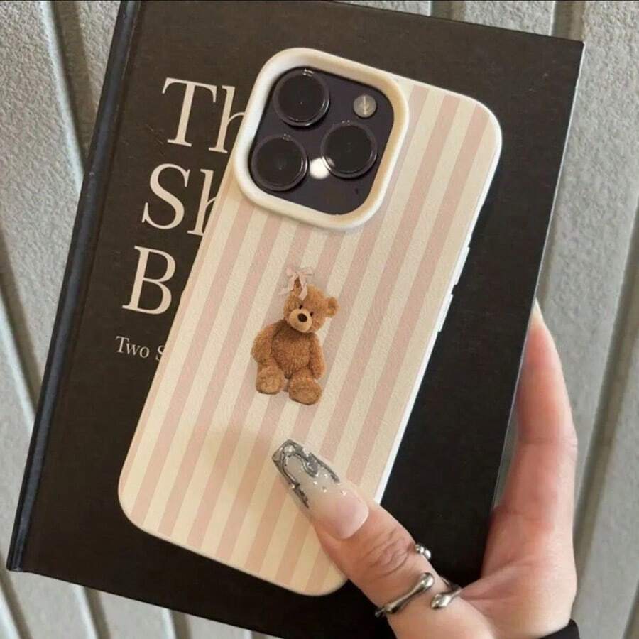 Teddy Bear Cute Pattern Embossed Ivory White Phone Case - Antique White - View 1