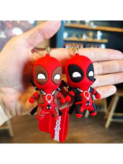 1pc Marvel Cute Anime Figures Doll Bag Pendant Deadpool Q Version Fashion Backpack Keychain Couple Keyring Jewelry Birthday Gifts New Year's Gift, Valentine's Day Gift, Easter Gift (Stochastic Style)