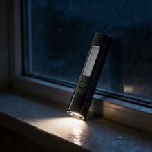 PHILIPS 飞利浦 1151 方形手电筒，配备 COB 柔光侧灯、超亮手电筒、4 档亮度调节、可充电手持手电筒、露营灯/频闪灯/学习灯/工作灯、智能电量显示，附带挂绳 - 手持手電筒 - 查看 1