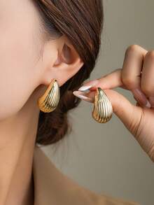 2-18pcs Luxury Chunky Twist Texture + Metal Embossed Faux Wood C-Shape Teardrop Earring Set, Suitable For Women's Daily & Party Wear, Includes 3D Textured Exaggerated C-Shape, Vintage Circle Earrings - Gold CCB Earrings Set - View 2