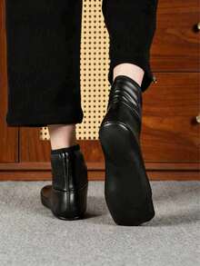 1 Pair Of 2026 Spring And Autumn Warm Leather Socks Winter Cold Proof Mid Tube Adult Men's And Women's Non Slip Indoor Socks Thick Velvet Windproof And Waterproof Travel Yoga Sleep Socks Valentine's Day Gift Selection - Multicolor - View 4