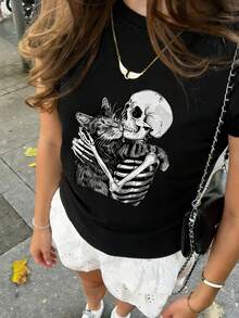 Summer New Minimalist Fashion Design Cartoon Skull Hugging Cat Print Casual Round Neck Short Sleeve Fitted Waist Versatile Women Top - Black - View 3