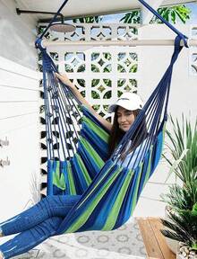 Hammock Chair Swing With Ropes - Maximum Weight Capacity 500 Lbs - Includes 2 Cushions - Steel Support Pole With Anti-Slip Rings - Suitable For Any Indoor Or Outdoor Space Unwind In Your Hammock Chair In The Bedroom, On The Patio, In The Courtyard, Or In The Garden. This Comfortable Chair Lets You Sit Suspended, Gently Swaying In The Breeze. (Available In Multiple Colors) - B - Xem 1